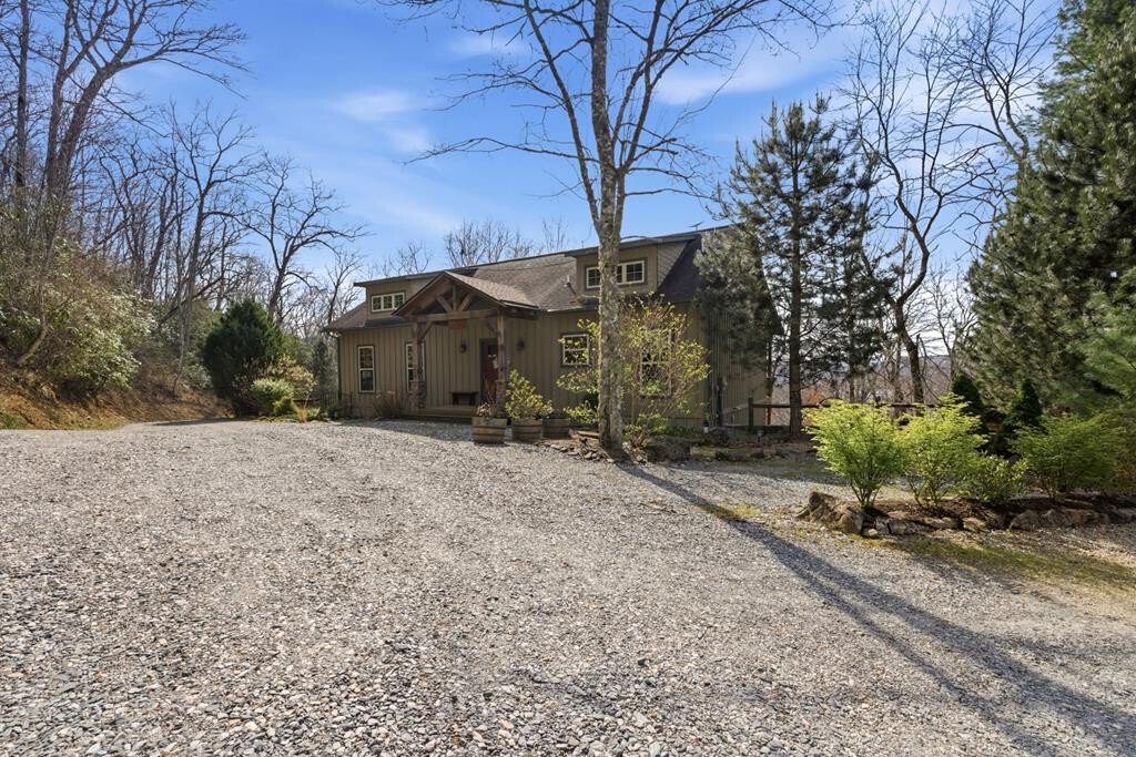 House in Topton, North Carolina, United States 3 - 18363634