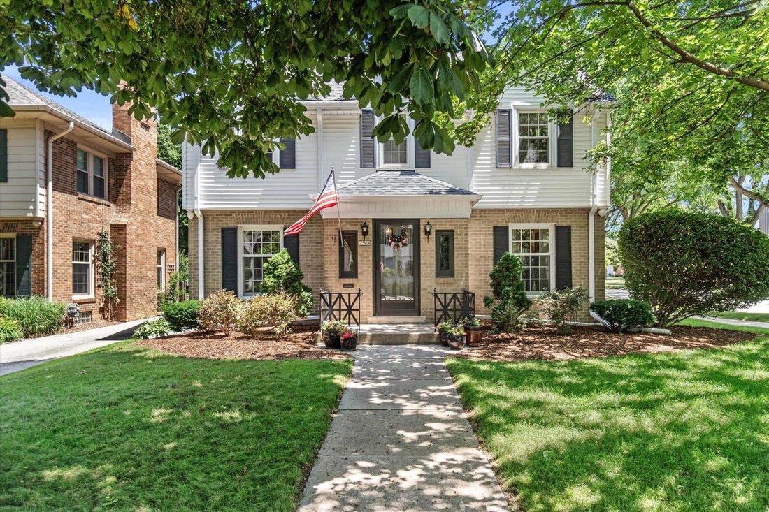 House in Wauwatosa, Wisconsin, United States 1 - 18362214