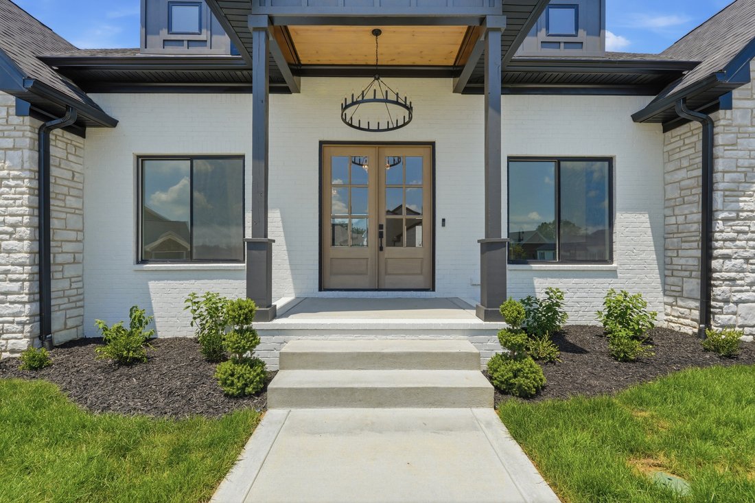 House in Watterson Park, Kentucky, United States 3 - 18361694