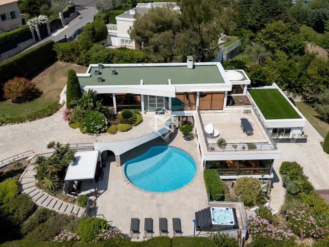 Villa in Cannes, Provence-Alpes-Côte d'Azur, France 1 - 18364113