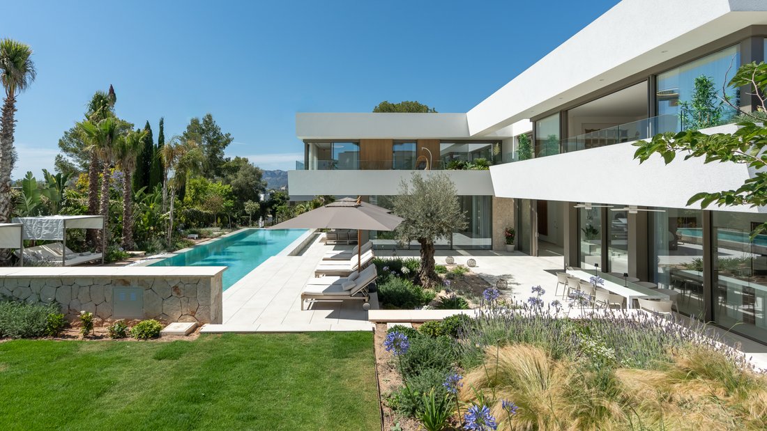 Villa in Rotes Velles, Calvia, Balearic Islands 2 - 14372328