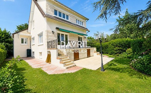 House in Basses Roches, Conflans-Sainte-Honorine, France 1