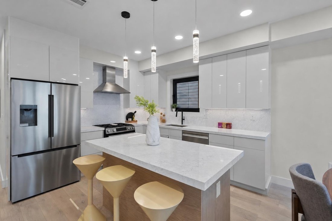 Condo in Jersey City, New Jersey, United States 4 - 18362503