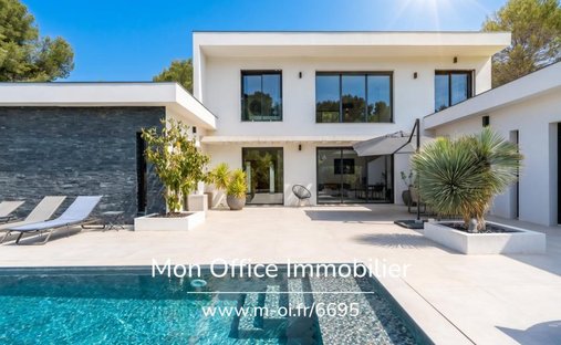 House in Ventabren, Provence-Alpes-Côte d'Azur, France 1