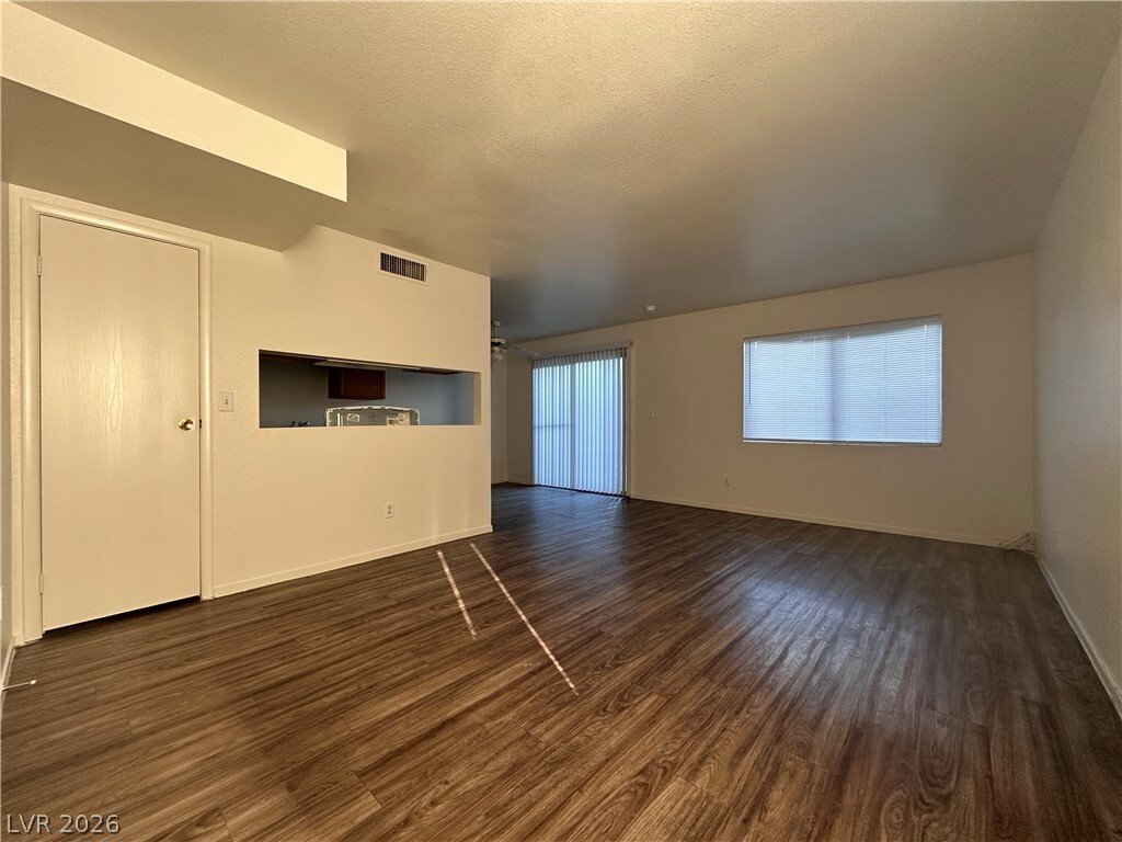 Las Vegas, Nevada, United States 3 - 18365085