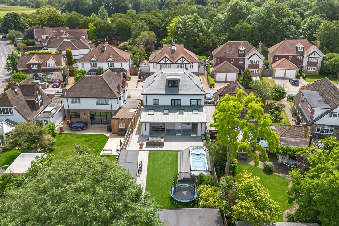 House in Laleham, Staines, England 2 - 18365031