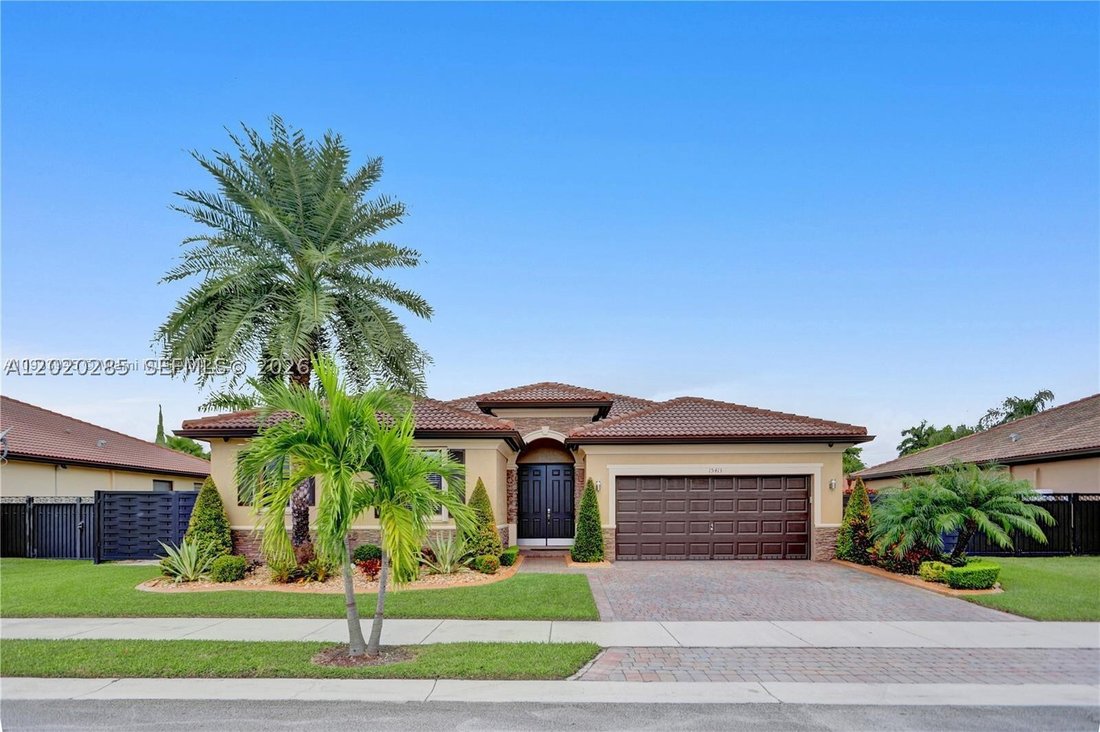 House in Miami, Florida, United States 1 - 17939182