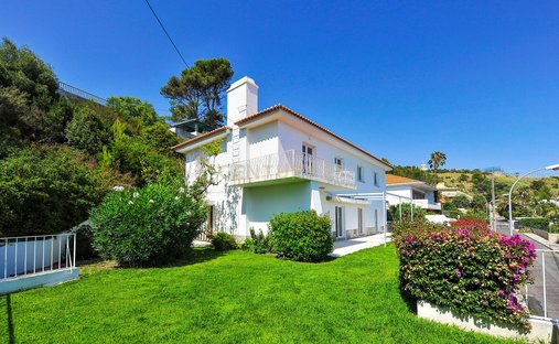 Villa in Oeiras e Sao Juliao da Barra, Paco de Arcos e Caxias, Lisbon, Portugal 1