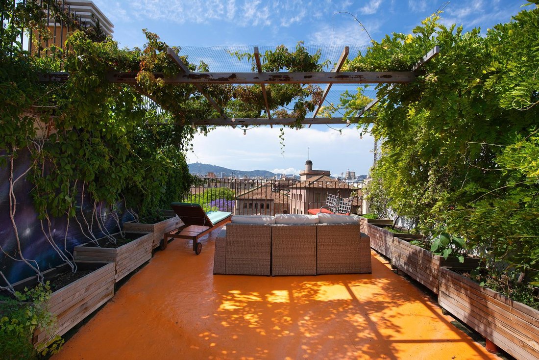 Apartment in Ciutat Vella, Barcelona, Spain 2 - 18362667