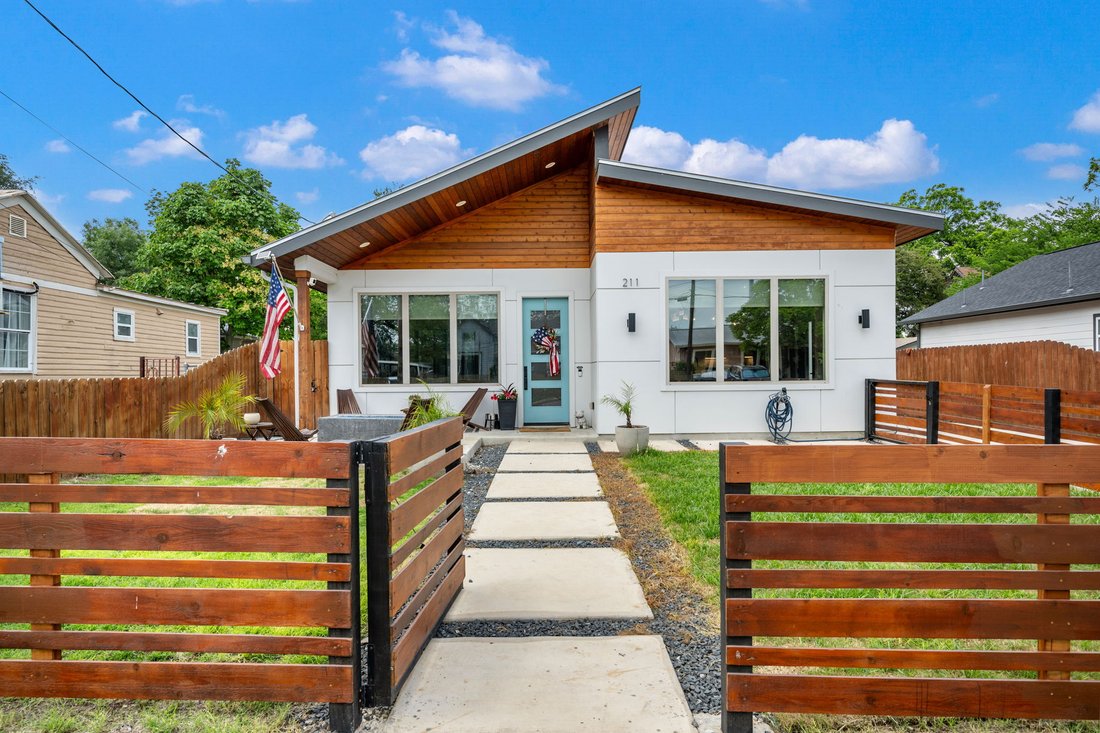 House in San Antonio, Texas, United States 1 - 17906474