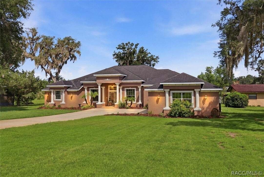 House in Inverness, Florida, United States 3 - 18361489