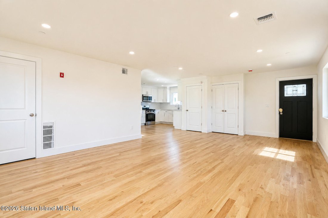 House in New York, New York, United States 5 - 18365199