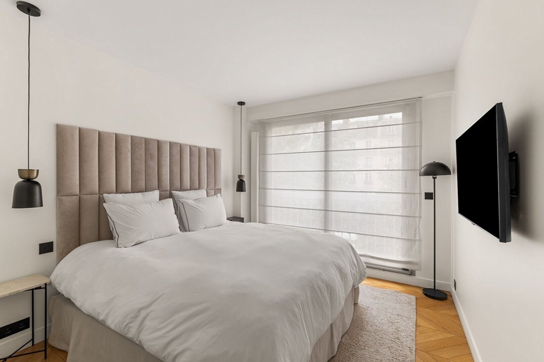Apartment in Palais Royal, Paris 1er Arrondissement, Paris 5 - 18363469