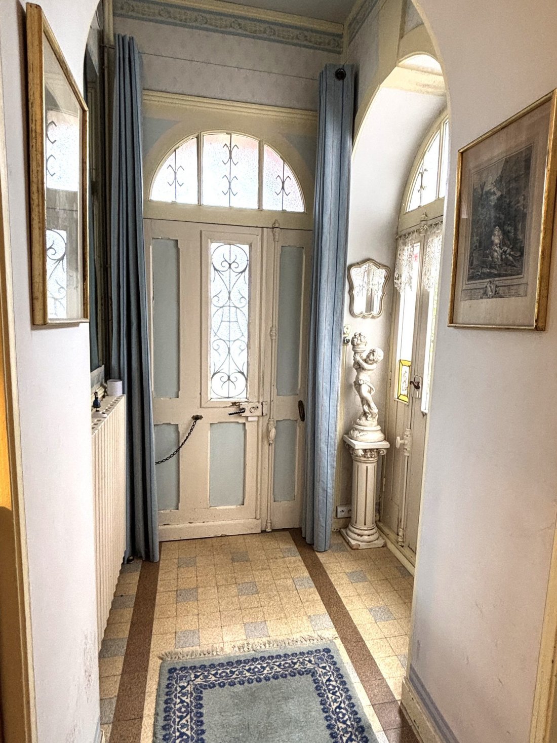 Estate in La Tour d'Auvergne, Saint-Brieuc, France 2 - 18369739