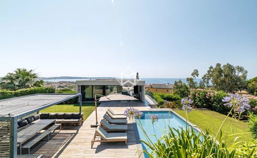 Villa in Cannes, Provence-Alpes-Côte d'Azur, France 1