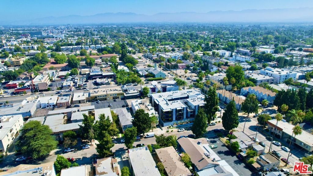 Los Angeles, California, United States 3 - 18364910