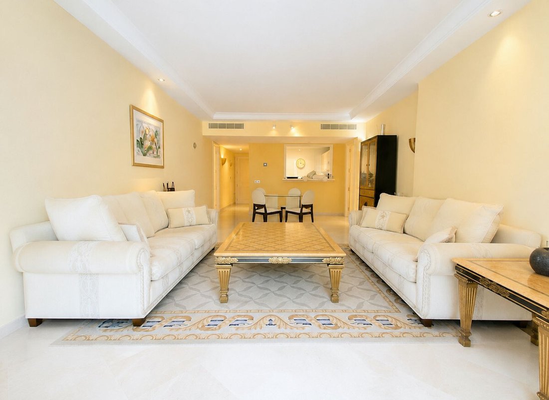 Apartment in Estepona, Andalusia, Spain 4 - 17738938