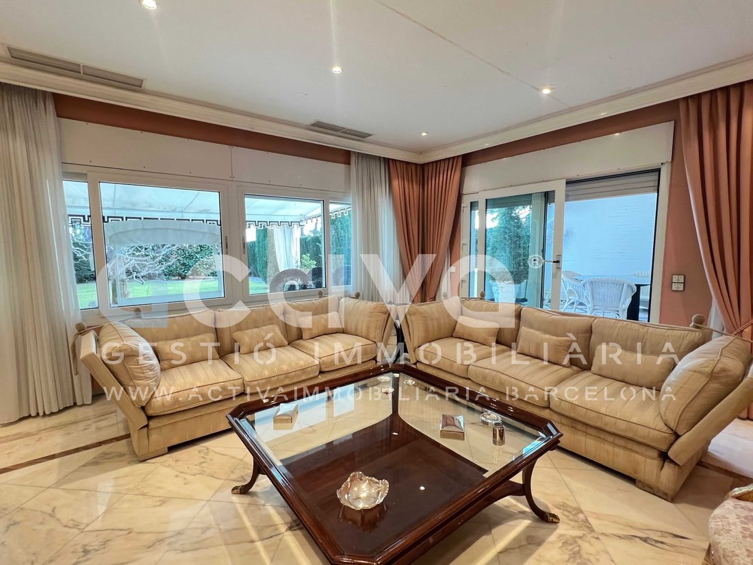 Villa in Les Corts, Barcelona, Spain 4 - 18361502