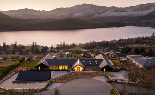 House in Queenstown, Otago, New Zealand 1