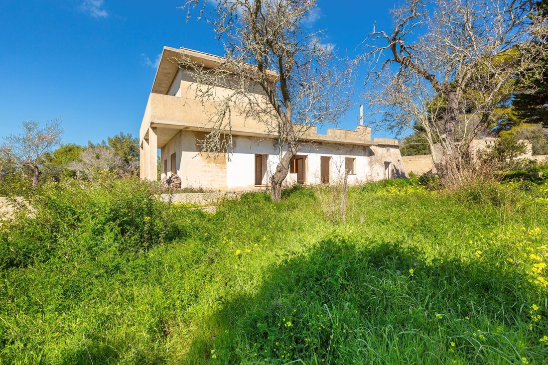 Villa in Salve, Apulia, Italy 2 - 18361717