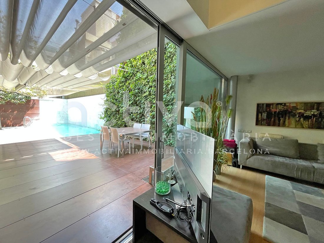 Chalet in Les Corts, Barcelona, Spain 2 - 18361491