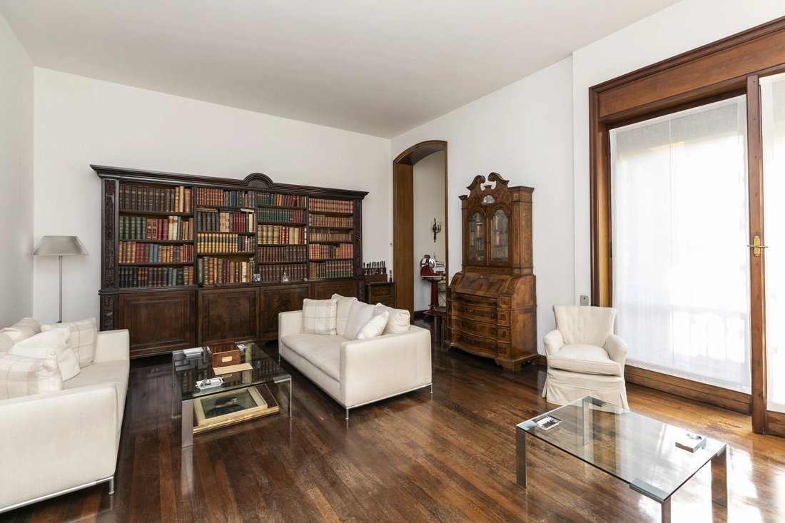 Villa in Historic Center, Milan, Lombardy 3 - 18361519