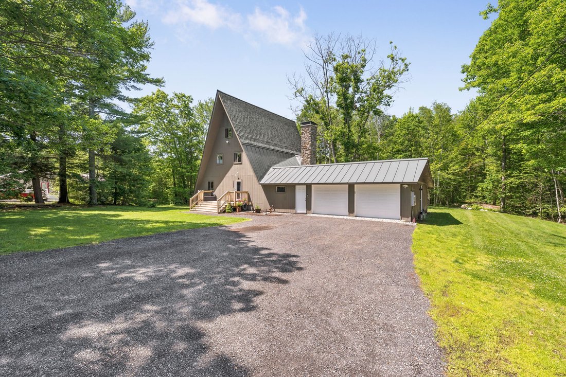 House in Newport, New Hampshire, United States 3 - 18361685