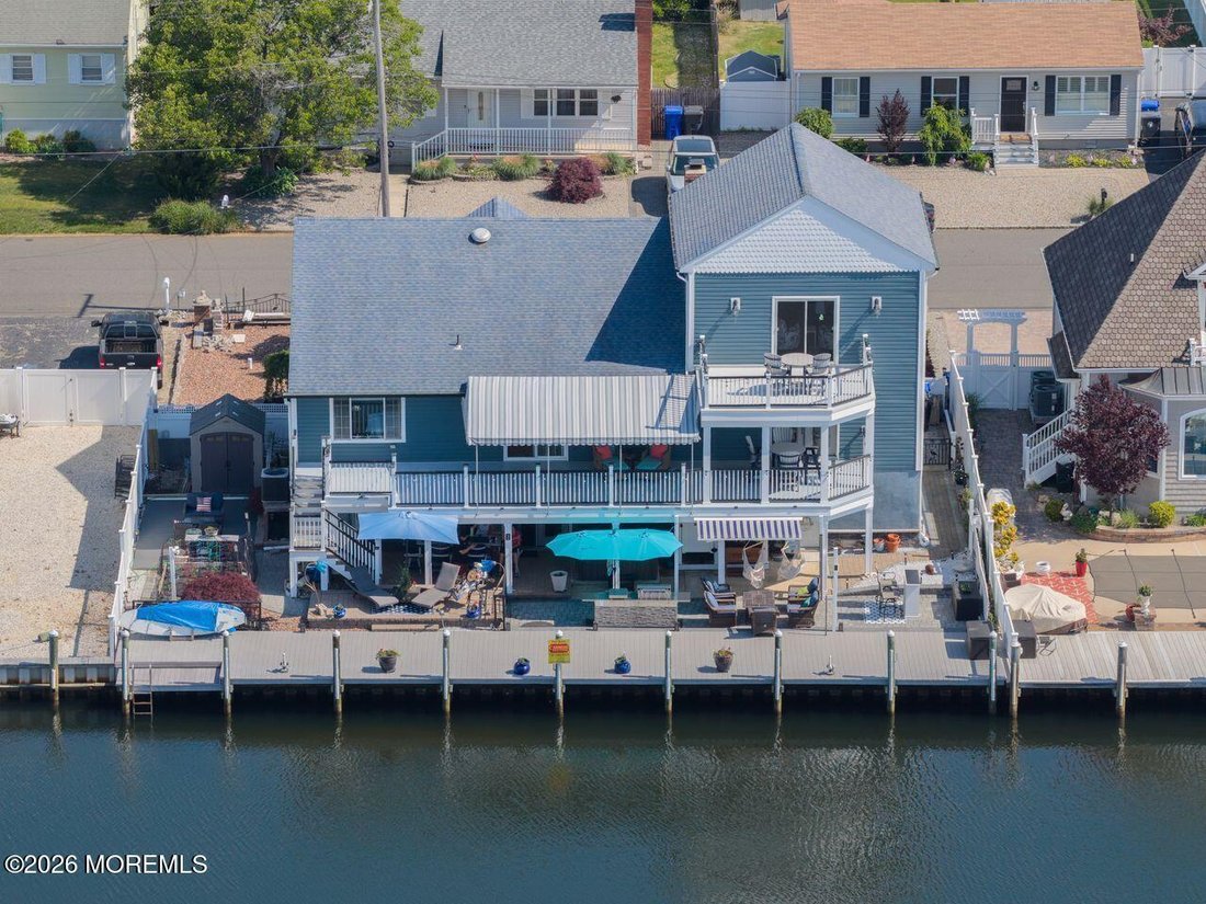 House in Toms River, New Jersey, United States 1 - 18361817