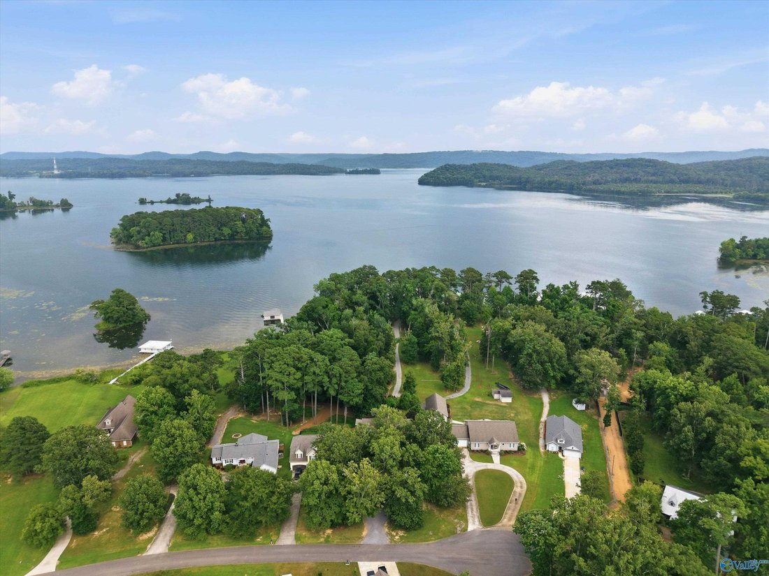 House in Guntersville, Alabama, United States 1 - 18361896