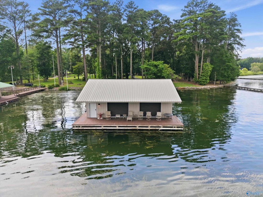 House in Guntersville, Alabama, United States 2 - 18361896
