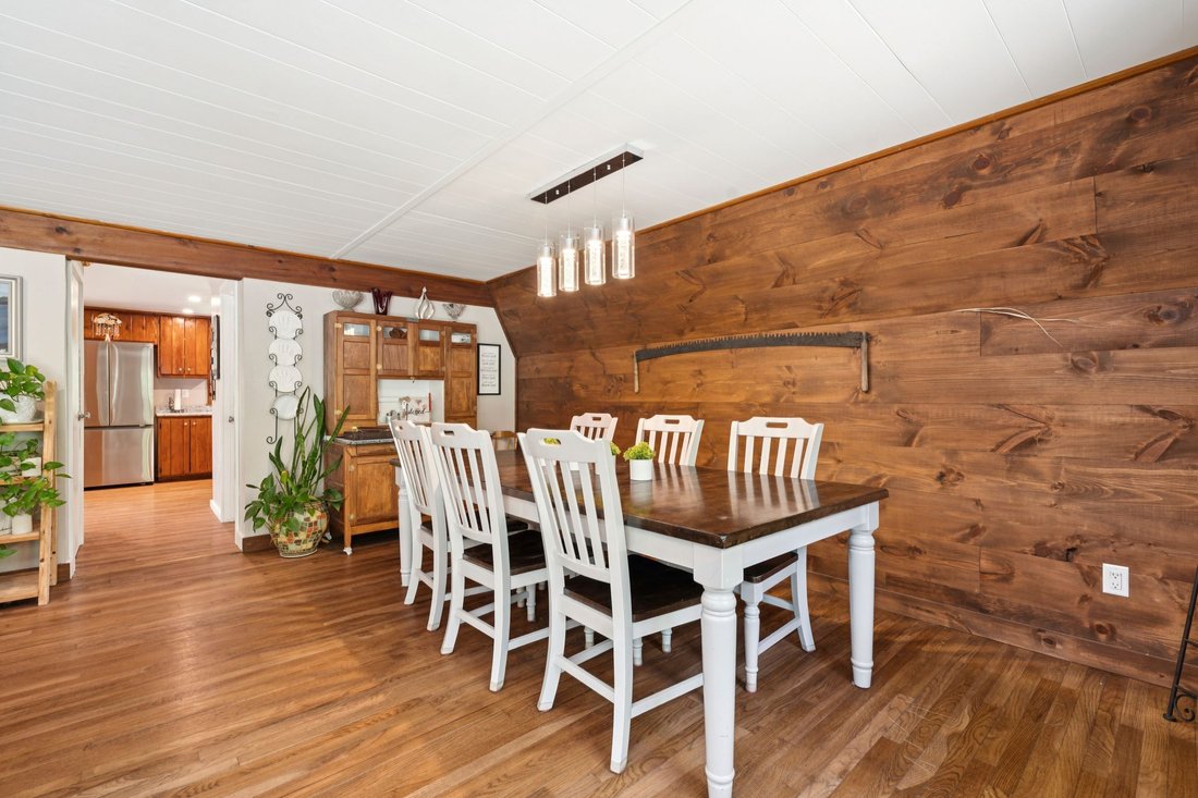 House in Newport, New Hampshire, United States 5 - 18361685