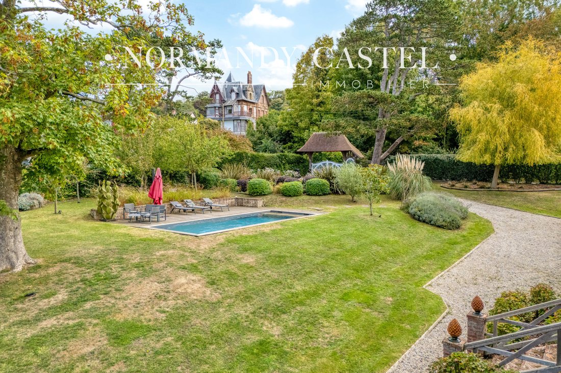 Villa in Trouville-sur-Mer, Normandy, France 3 - 17391406