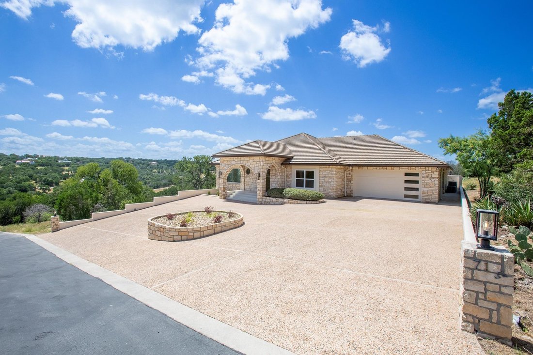 House in Horseshoe Bay, Texas, United States 3 - 18362616