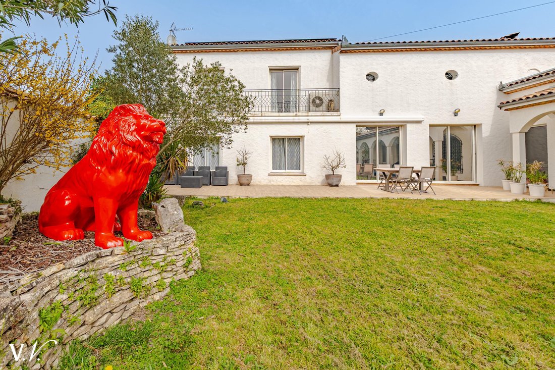 Villa in Mérignac, Nouvelle-Aquitaine, France 4 - 17360734