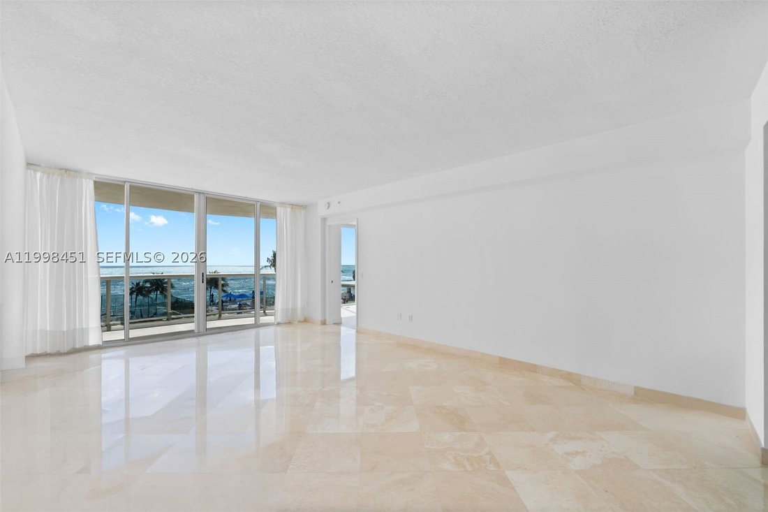 Condo in Sunny Isles Beach, Florida, United States 3 - 17638697