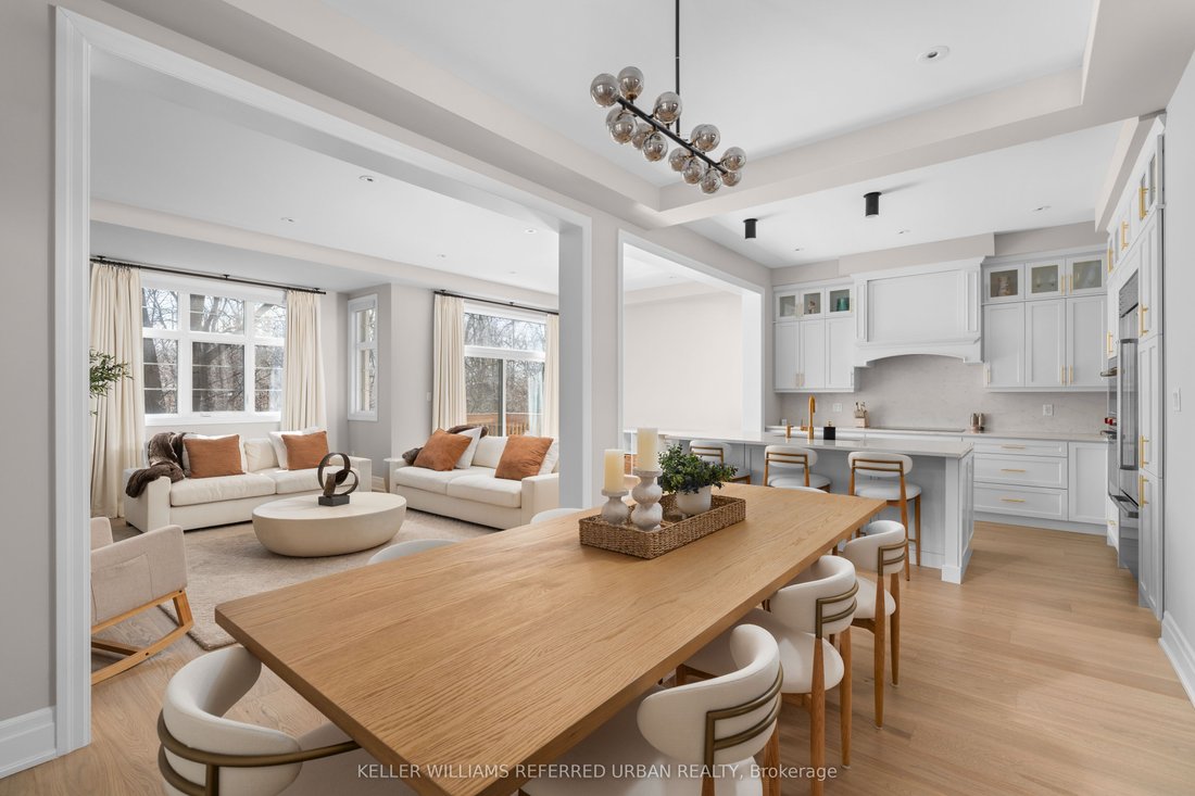 House in Oakville, Ontario, Canada 1 - 18362508