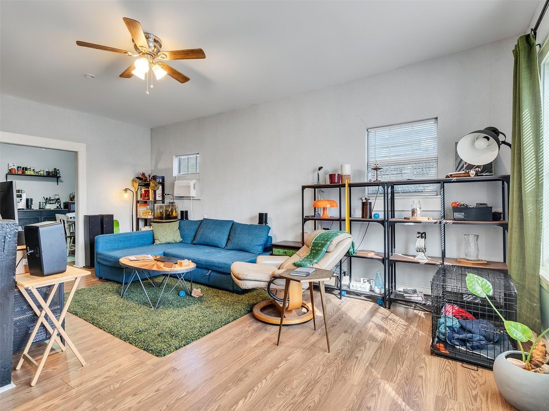 Houston, Texas, United States 4 - 18362581