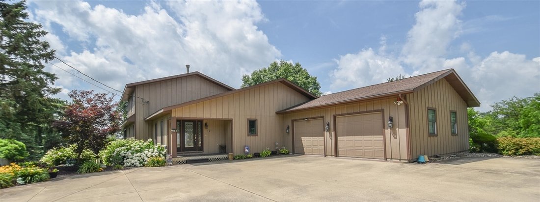 House in Coldwater, Michigan, United States 3 - 18362852