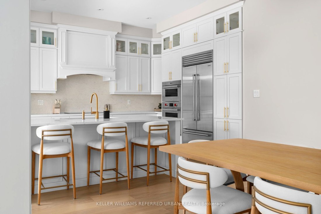 House in Oakville, Ontario, Canada 2 - 18362508
