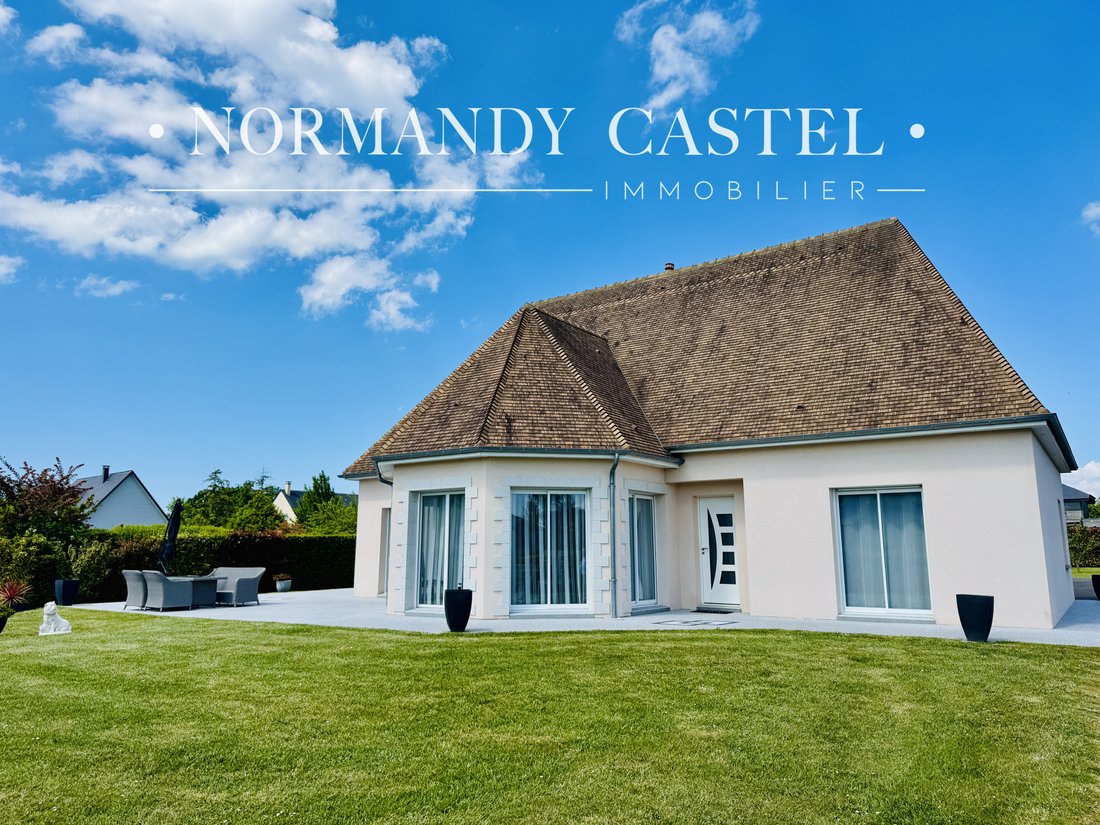 House in Touques, Normandy, France 1 - 17882839