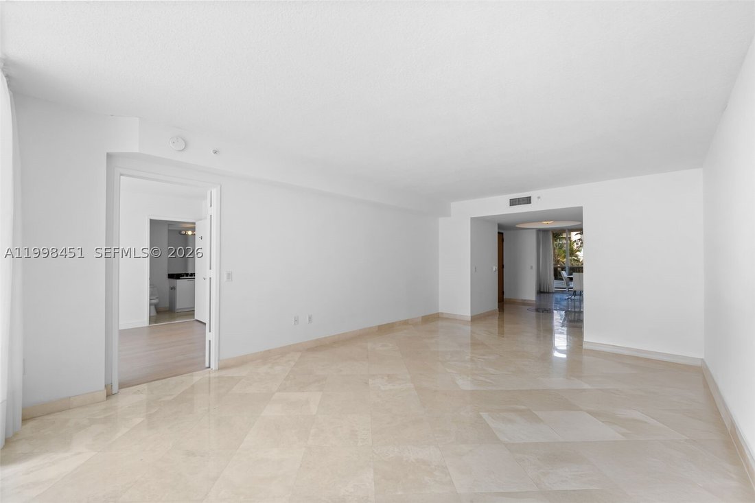 Condo in Sunny Isles Beach, Florida, United States 5 - 17638697