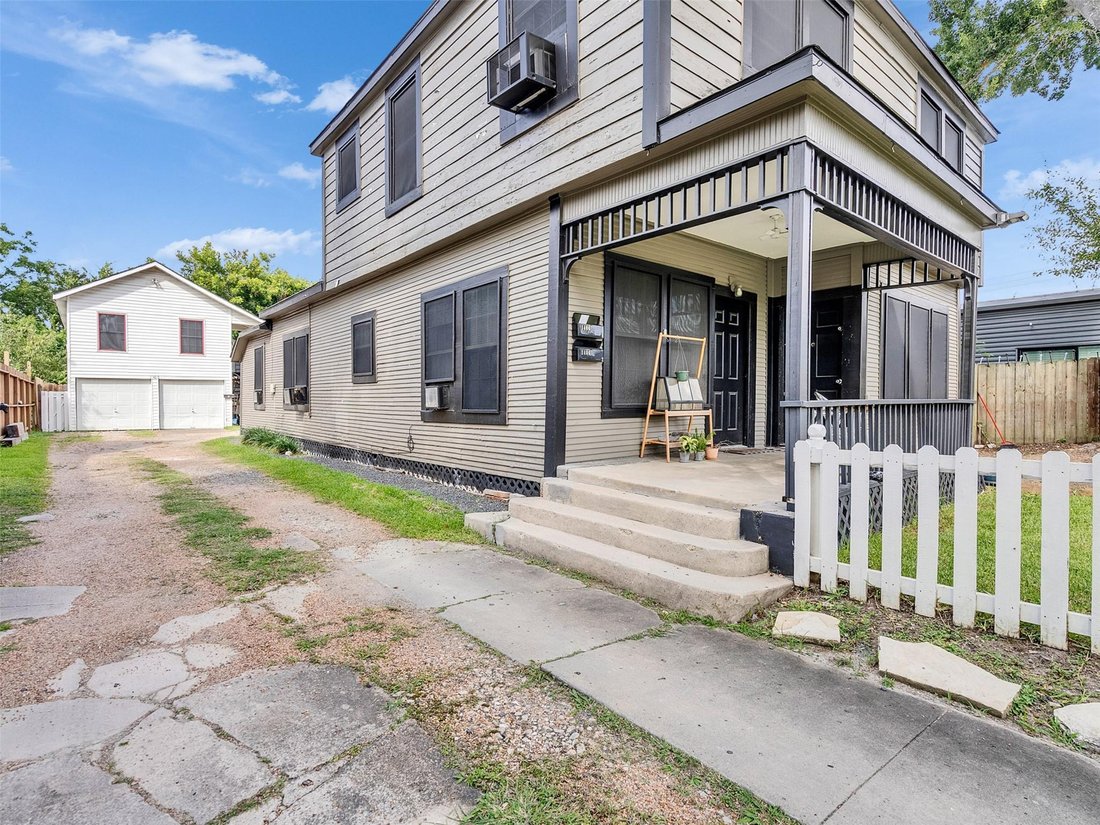 Houston, Texas, United States 1 - 18362581
