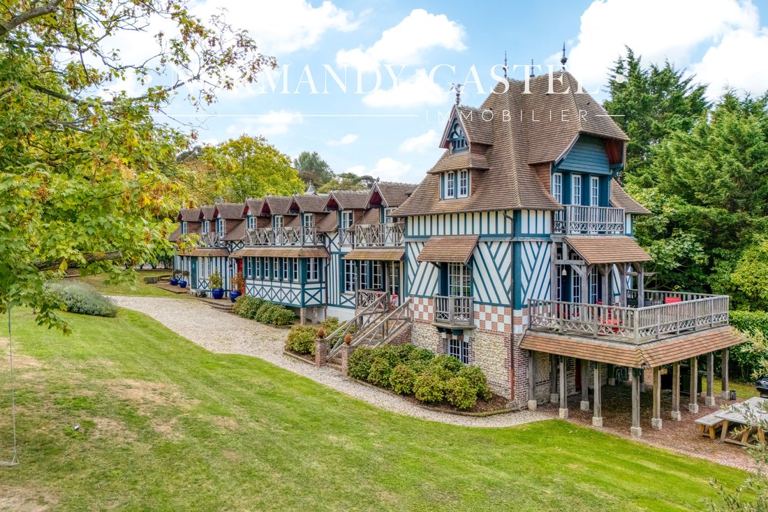 Villa in Trouville-sur-Mer, Normandy, France 1 - 17391406
