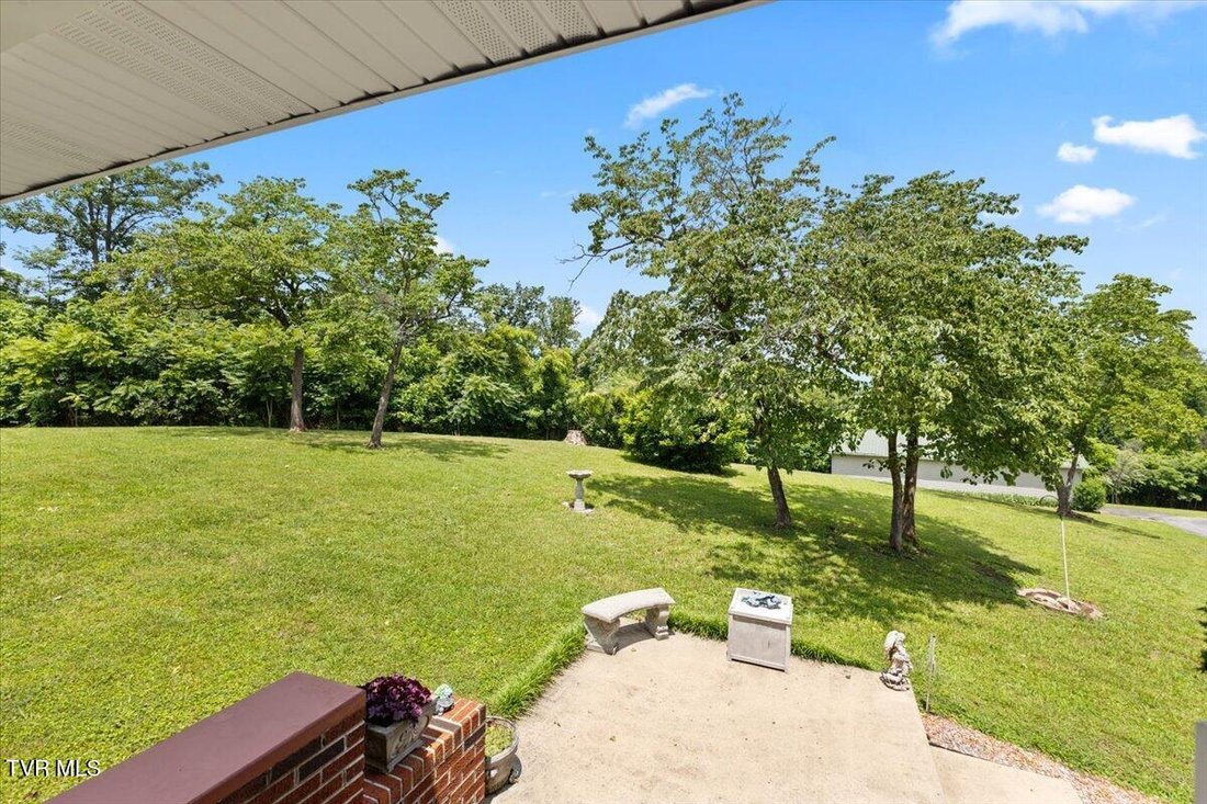House in Bristol, Tennessee, United States 4 - 18362124