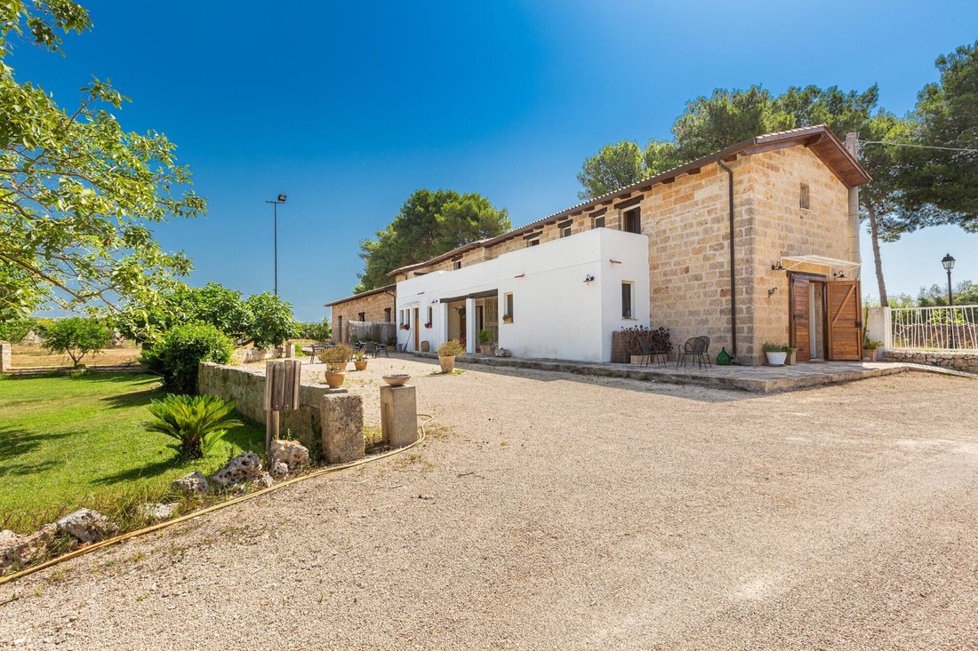 Farm Ranch in Presicce-Acquarica, Apulia, Italy 1 - 18362871