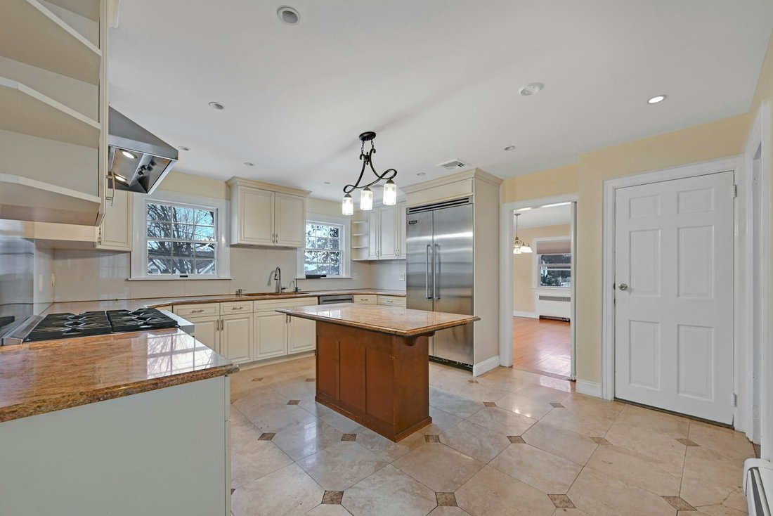 House in Tenafly, New Jersey, United States 5 - 18363706