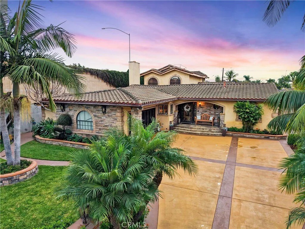 House in Downey, California, United States 1 - 18366330