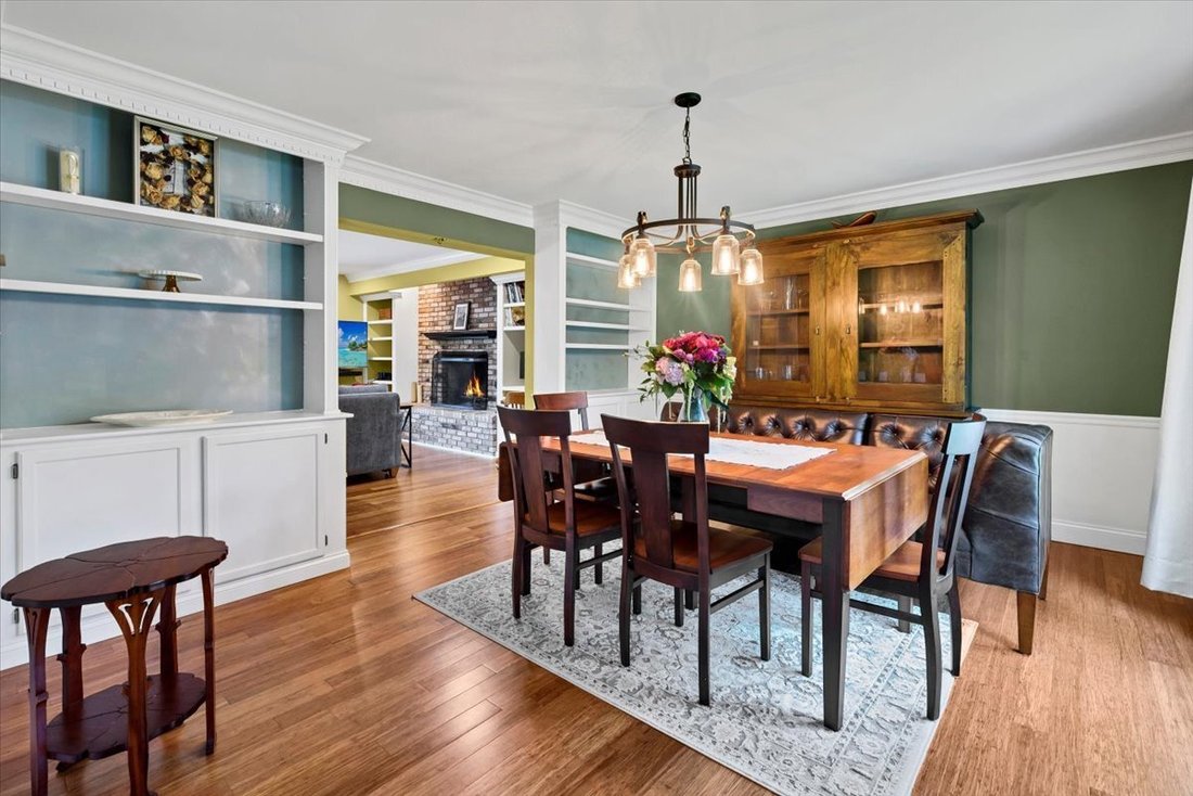 House in West Dundee, Illinois, United States 3 - 18365575