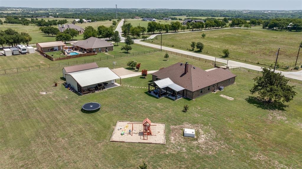 House in Sanger, Texas, United States 5 - 18366731