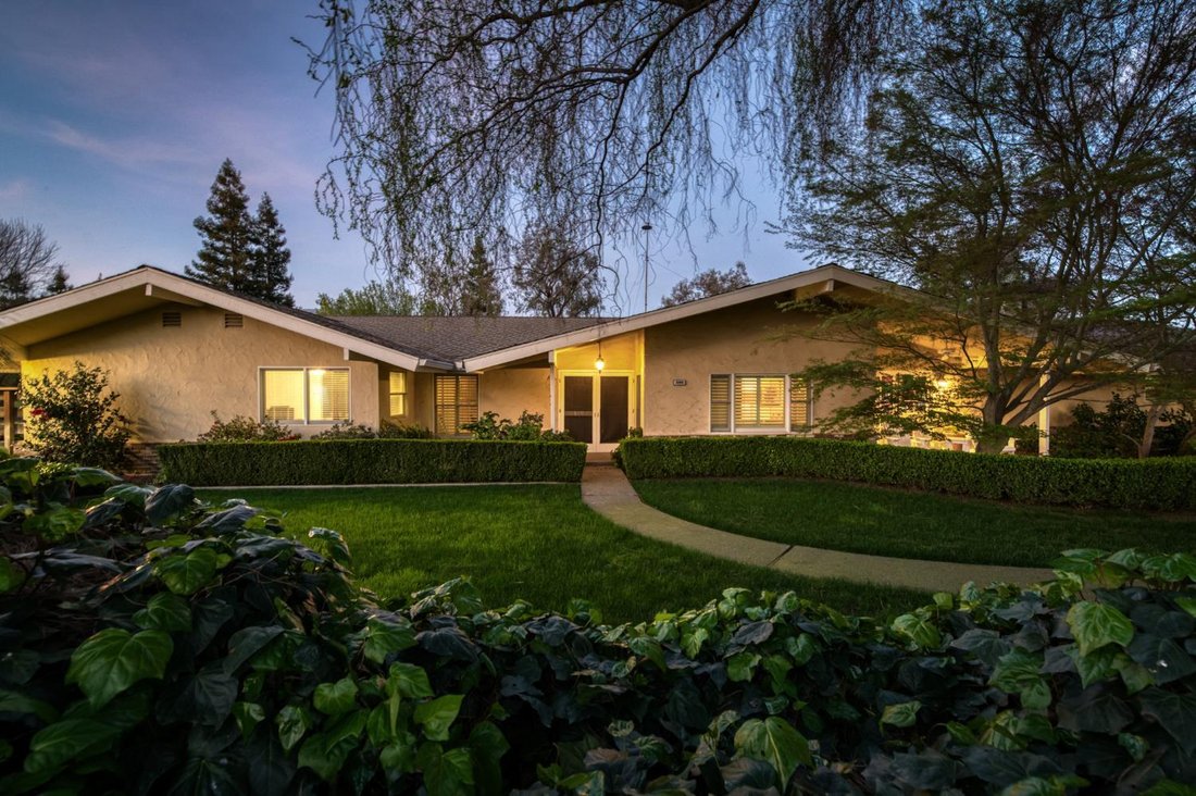 House in Fowler, California, United States 2 - 18365312